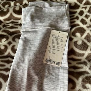 NWOT Lululemon Wunder Under tights 12